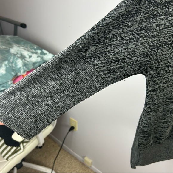 Melissa McCarthy Seven7 Long Sleeve Gray Tunic with Front Pockets Size 3X - Picture 6 of 13